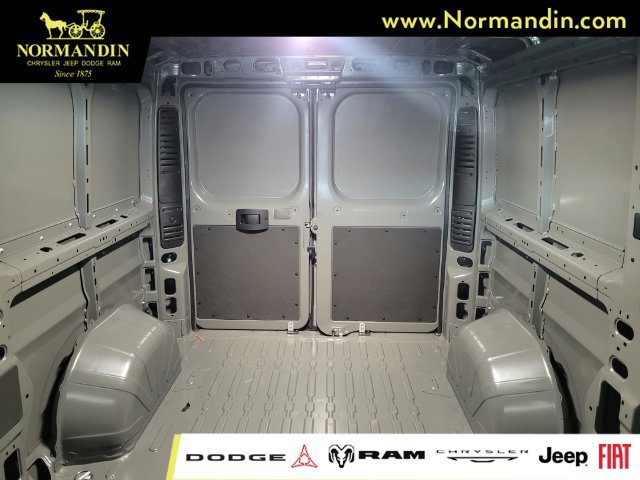 New 2026 RAM ProMaster 2500 w/ Convenience Group FWD image 8