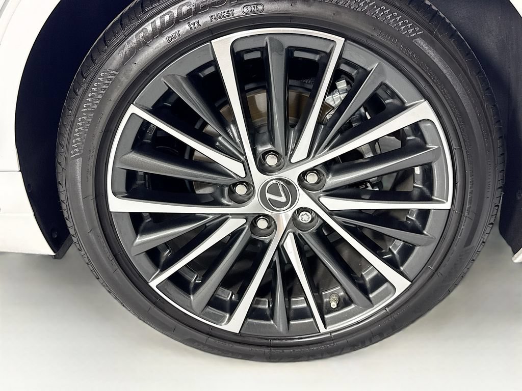 Certified 2025 Lexus ES 300h w/ Premium Package FWD image 31