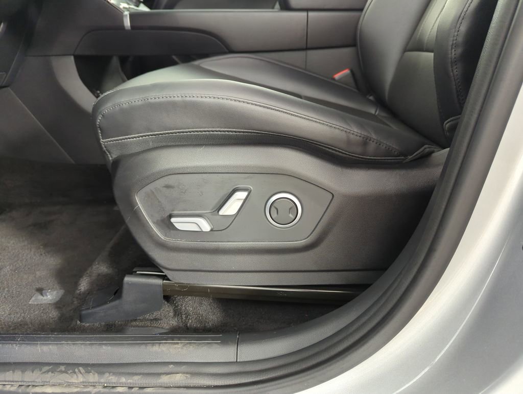 Used 2025 Hyundai Santa Fe SEL image 13