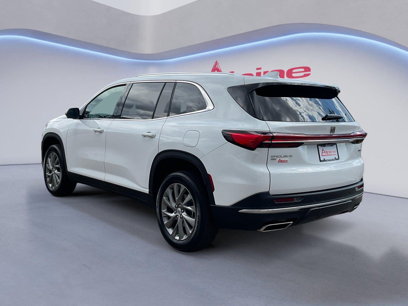 Certified 2026 Buick Enclave Preferred AWD/4WD image 3