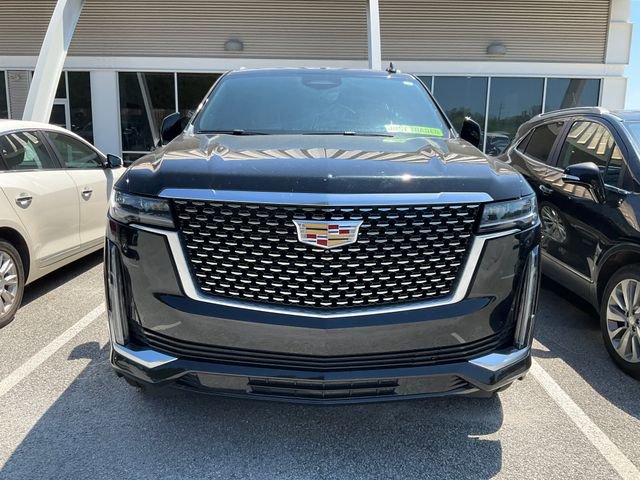 Used 2023 Cadillac Escalade Premium Luxury RWD image 2