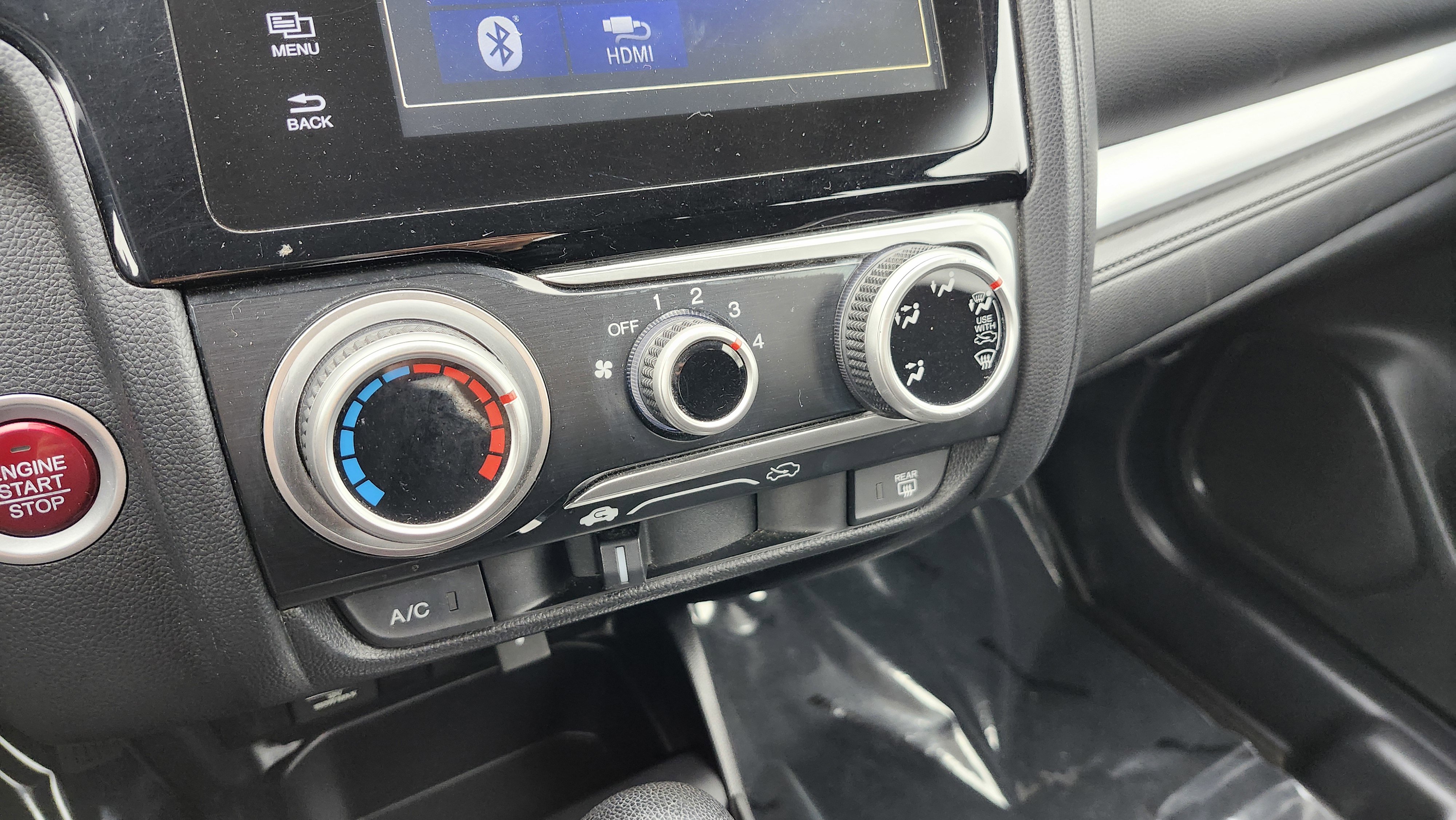 Used 2015 Honda Fit EX image 29