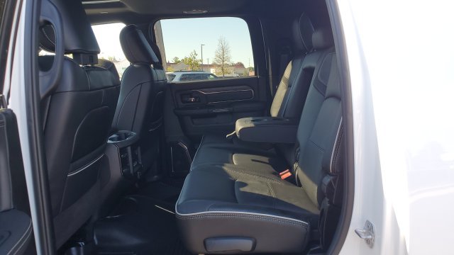 Used 2025 RAM 3500 Limited AWD/4WD image 25