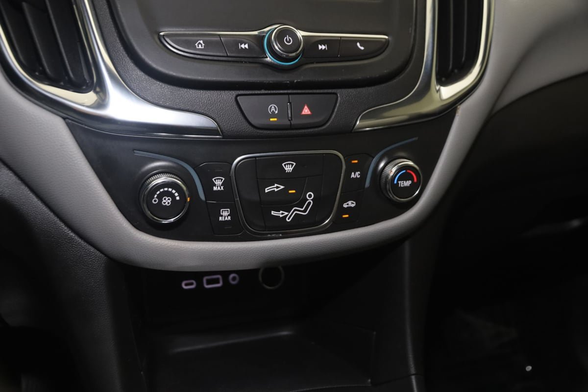 Used 2024 Chevrolet Equinox LS FWD image 25