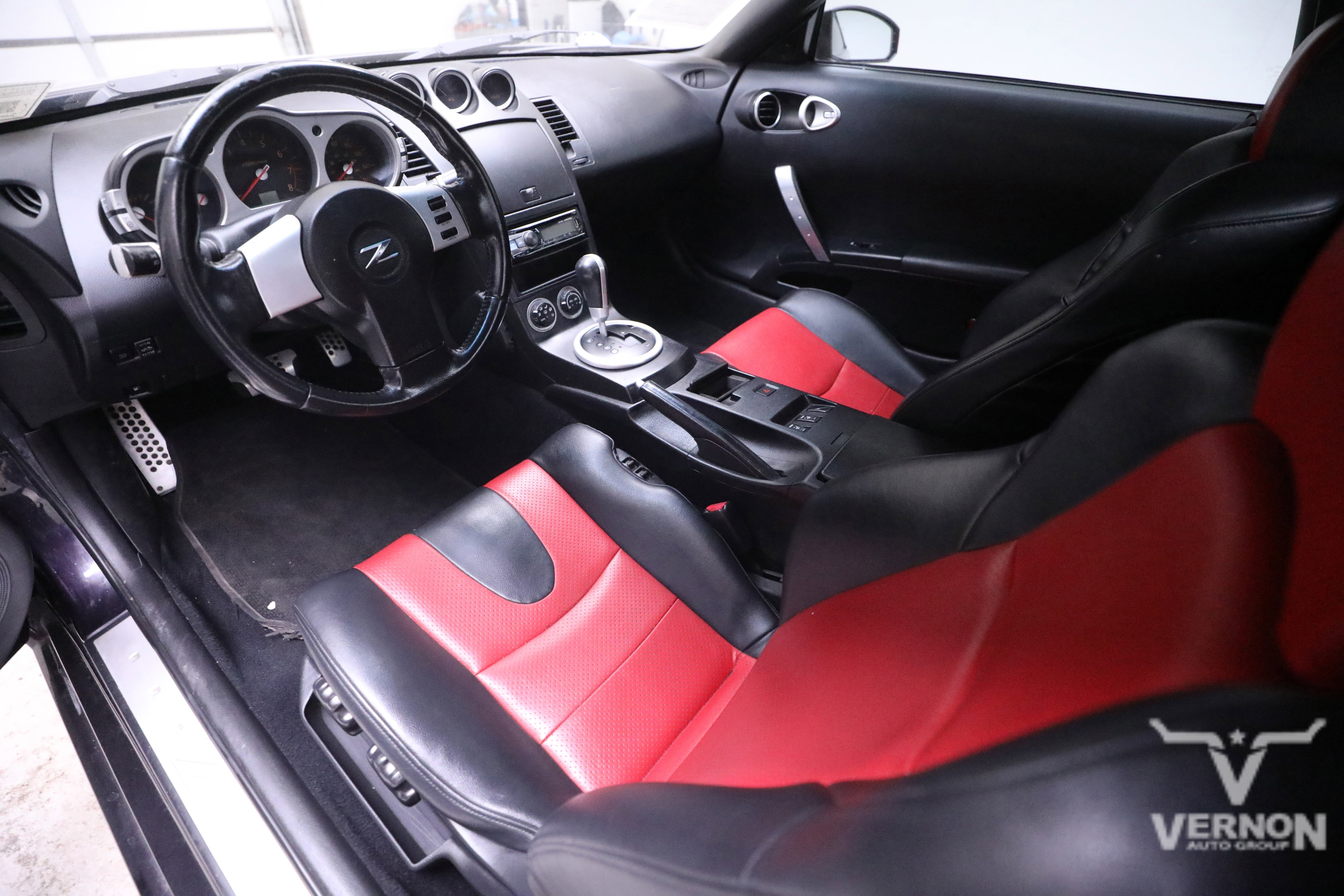 Used 2005 Nissan 350Z Touring image 9