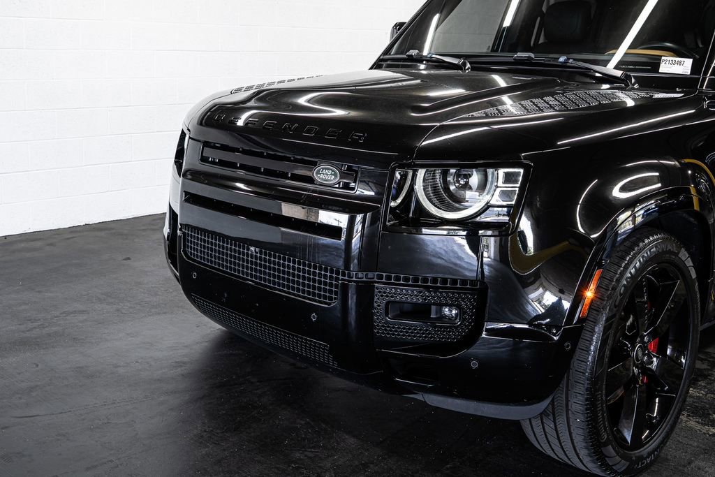 Used 2023 Land Rover Defender 110 X image 12