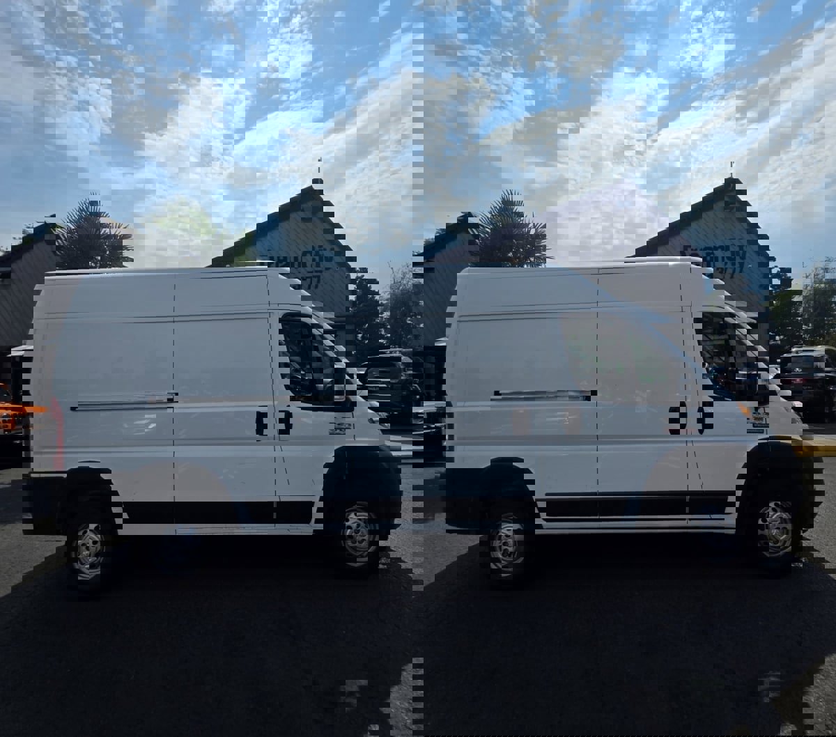 Used 2022 RAM ProMaster 2500 image 4