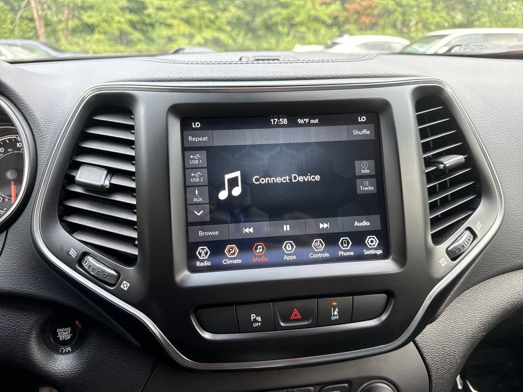 Used 2021 Jeep Cherokee Latitude Lux 80th Anniv w/ Quick Order Package 26U 80TH FWD image 12