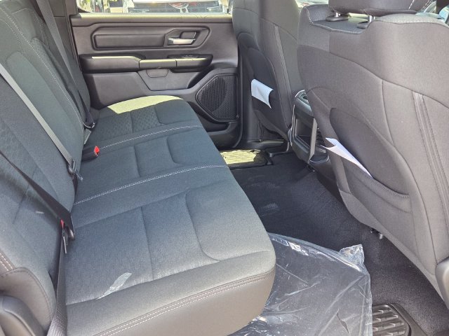 New 2026 RAM 1500 Express AWD/4WD image 12