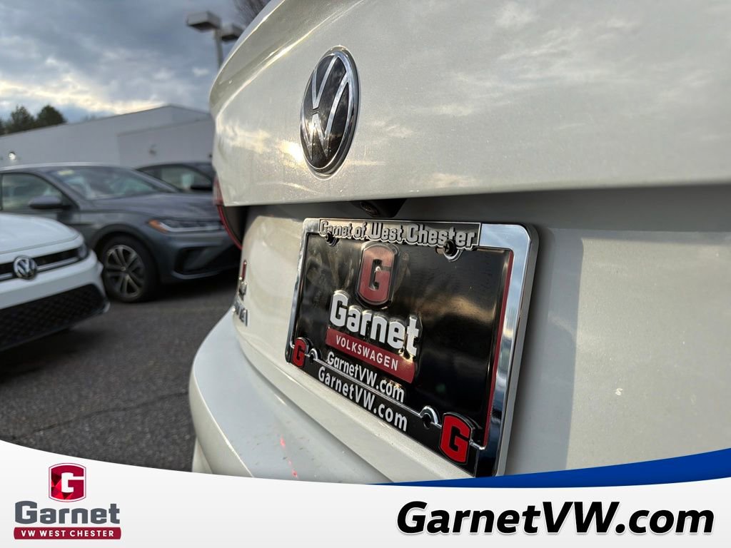 Certified 2023 Volkswagen Jetta SE image 39