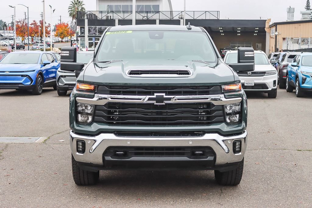 New 2025 Chevrolet Silverado 3500 LT w/ All Star Edition image 6