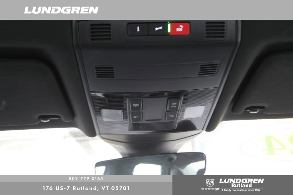 Used 2024 Volkswagen Jetta Sport image 27