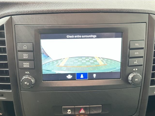 Used 2022 Mercedes-Benz Metris image 13