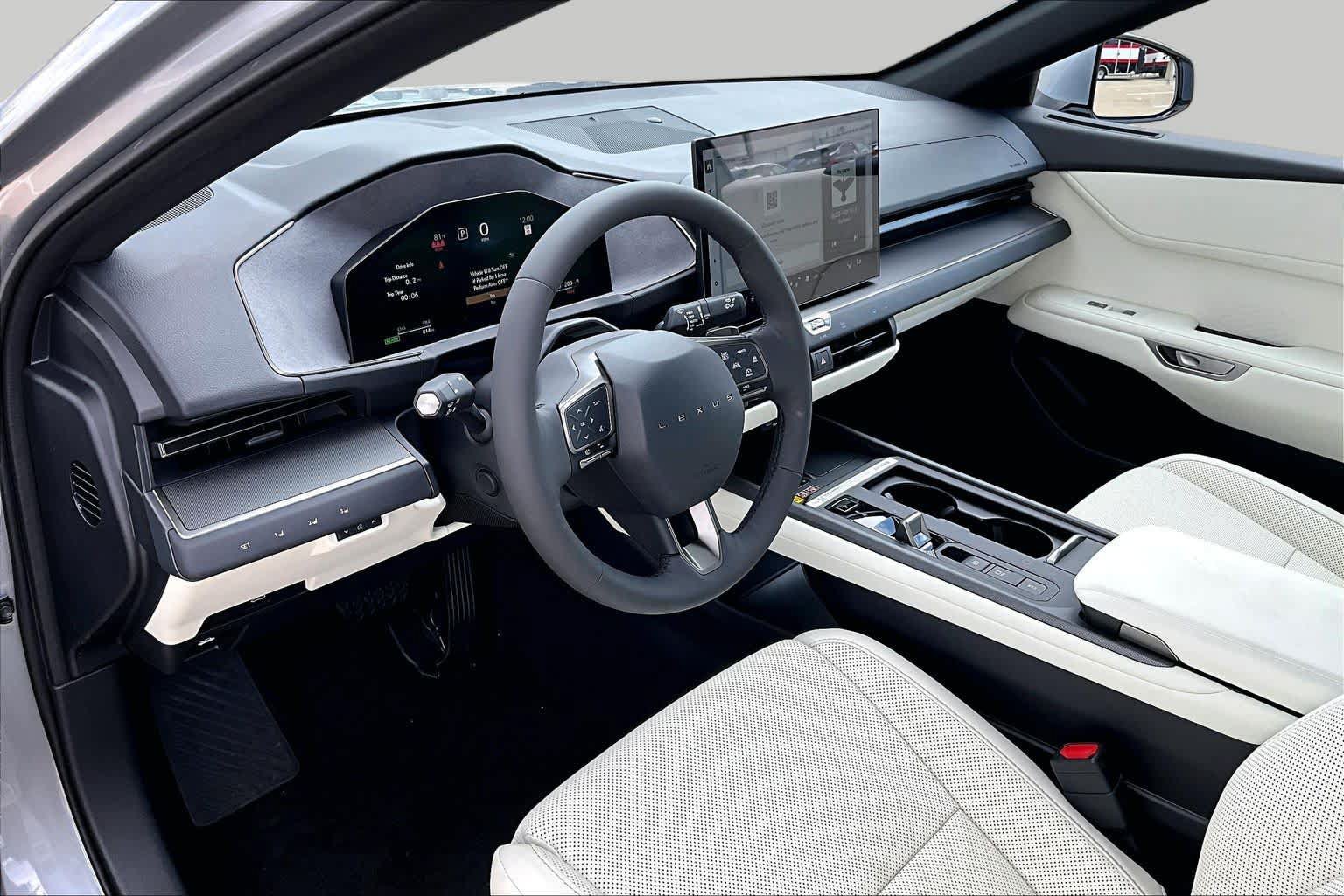 Used 2026 Lexus ES 500e AWD/4WD image 17