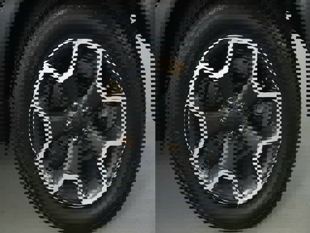 Used 2013 Subaru Crosstrek 2.0i Limited image 35