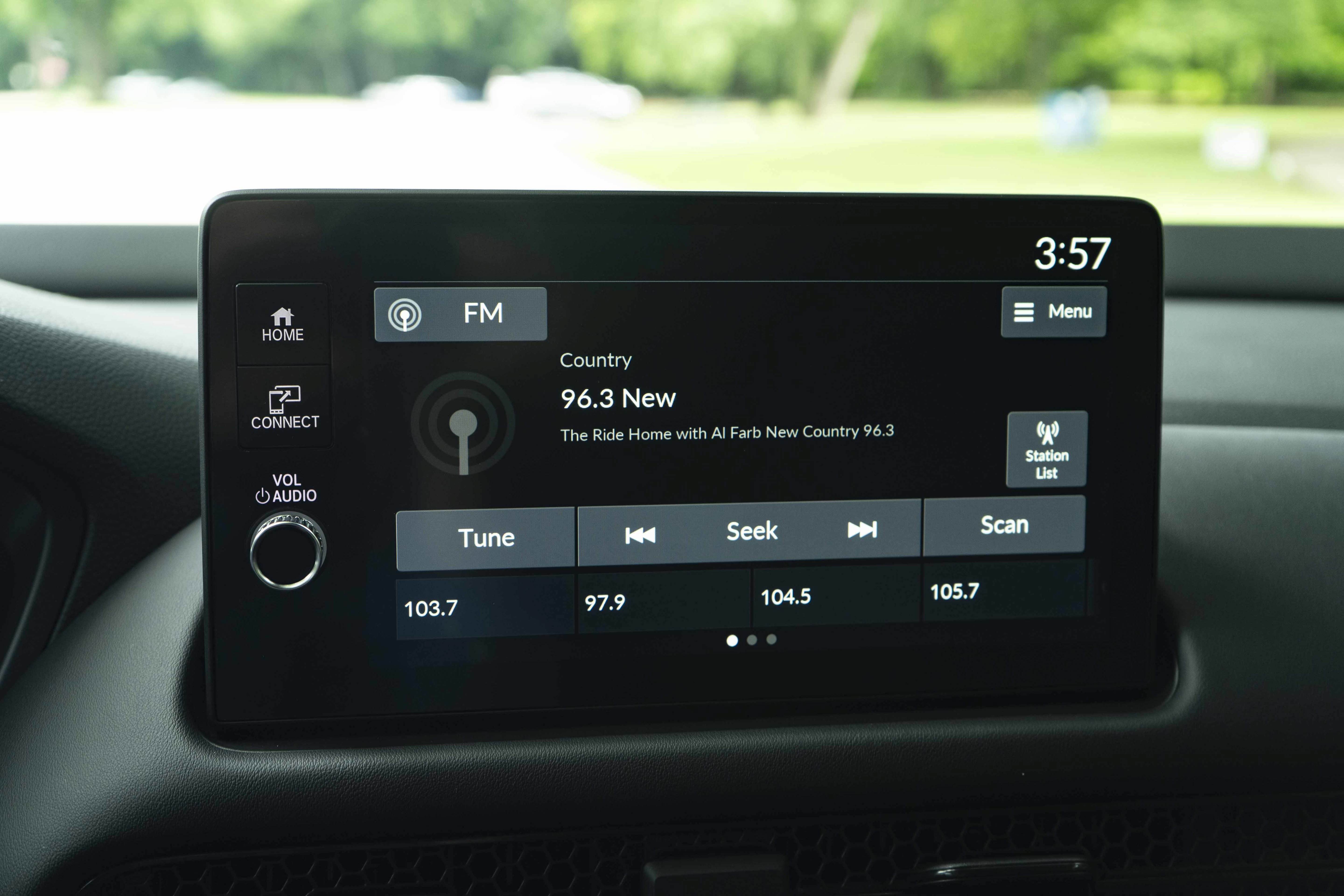 Certified 2026 Honda HR-V LX image 30