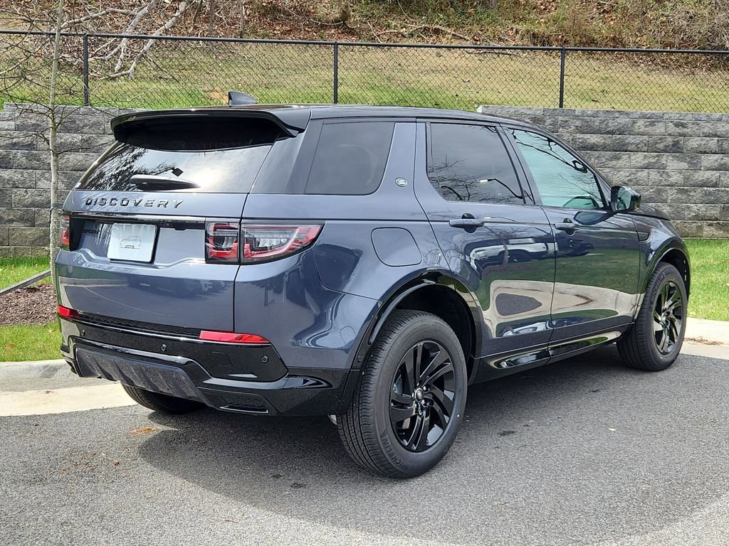 New 2026 Land Rover Discovery Sport Landmark image 2