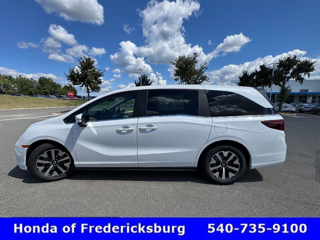 Certified 2026 Honda Odyssey EX-L image 2