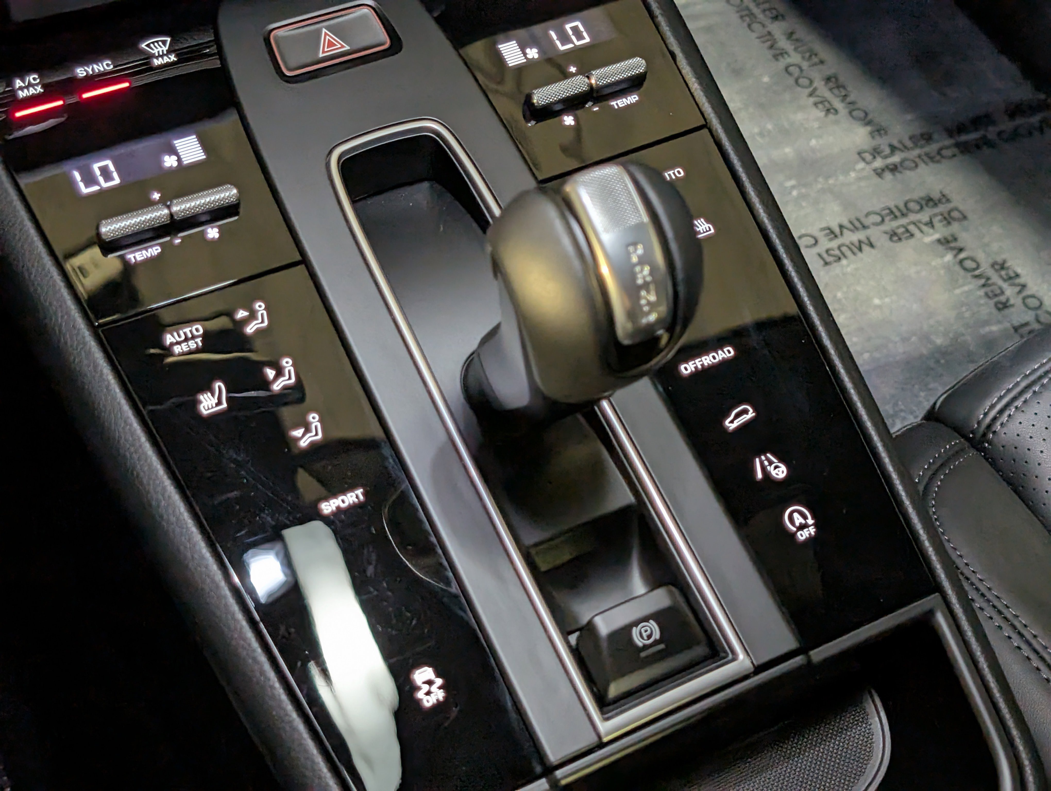 Certified 2026 Porsche Macan image 36