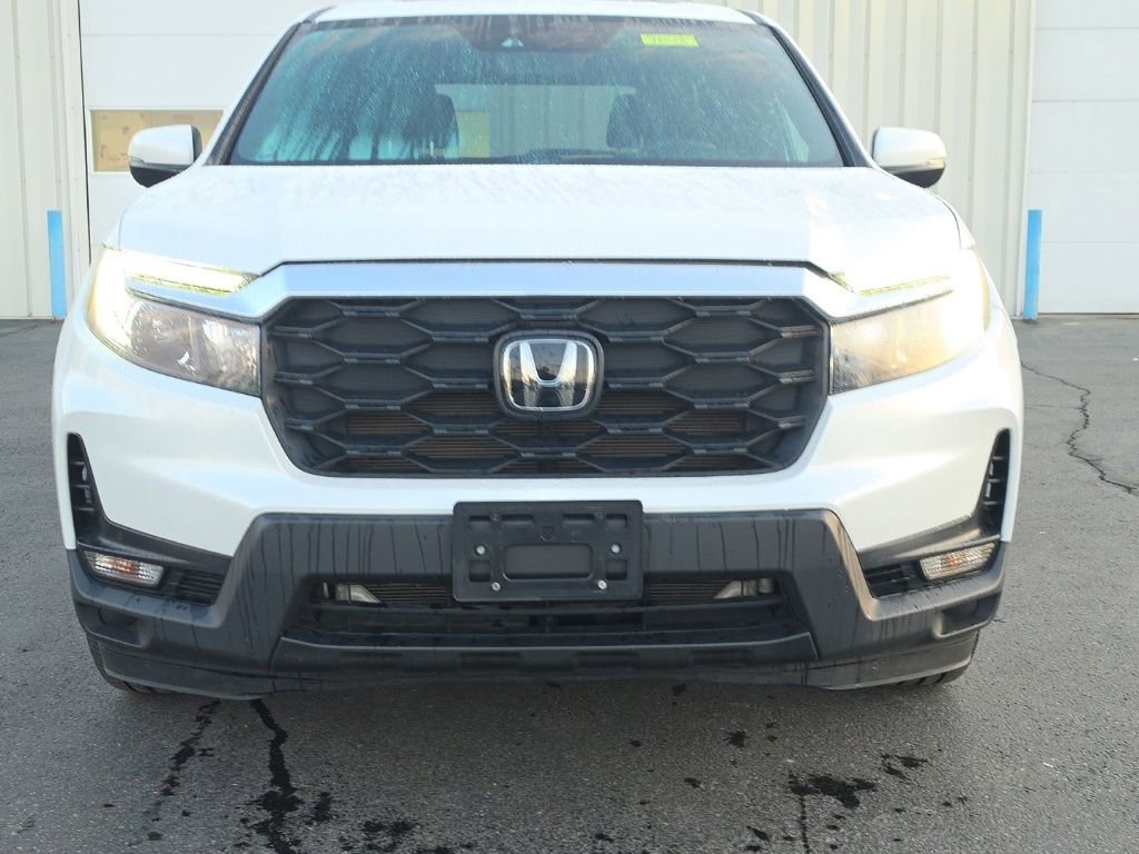 Used 2023 Honda Passport EX-L image 2