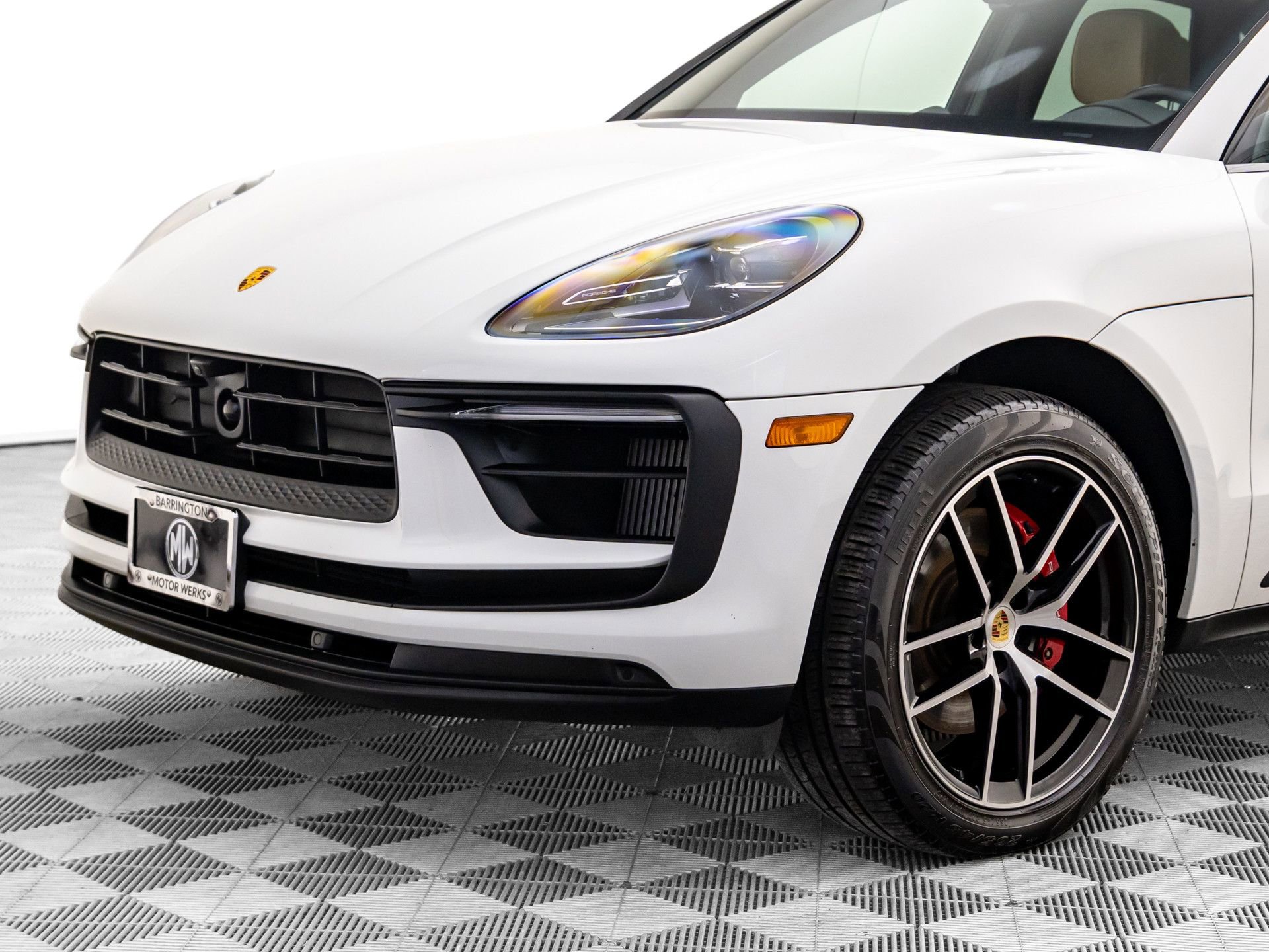 Certified 2023 Porsche Macan S image 35