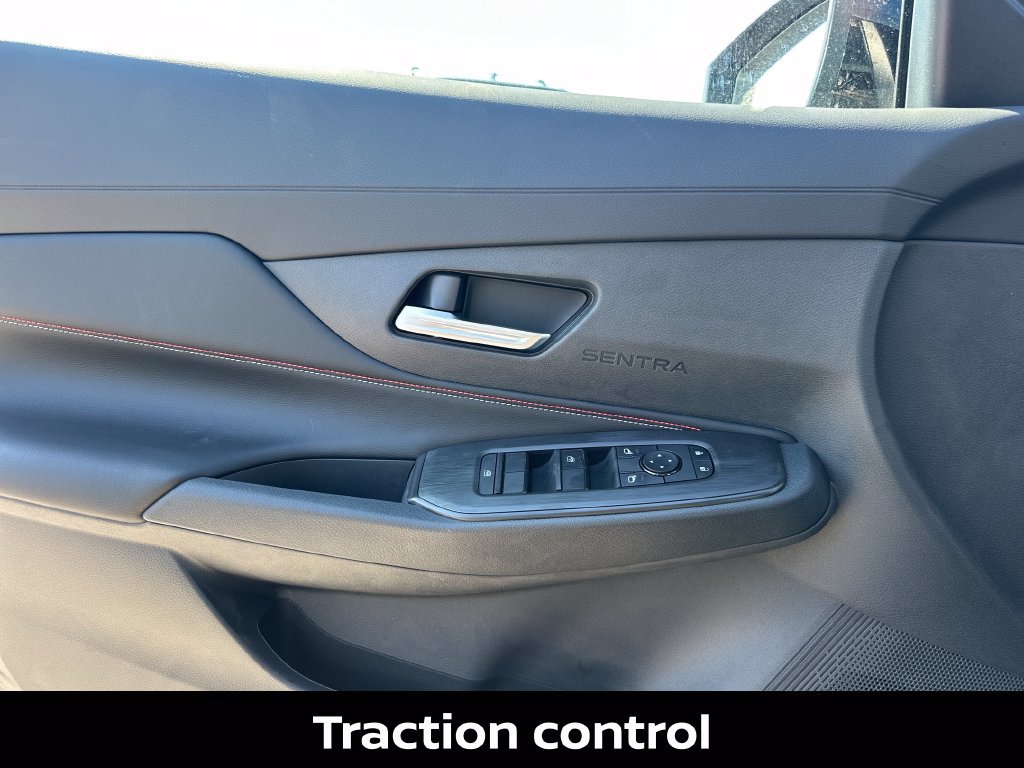 Certified 2027 Nissan Sentra SR w/ Floor Mat Package FWD image 14
