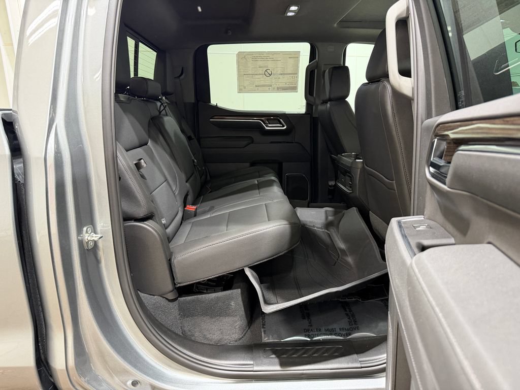 New 2026 Chevrolet Silverado 1500 RST w/ Safety Package AWD/4WD image 36