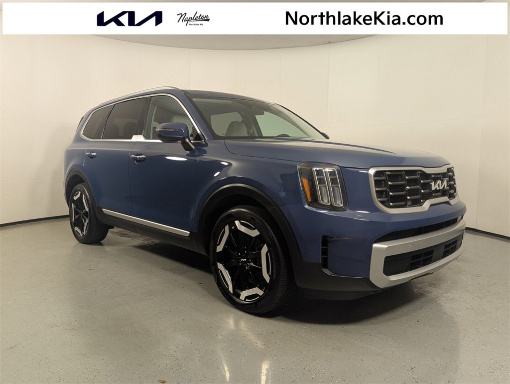 Used 2023 Kia Telluride S image 1