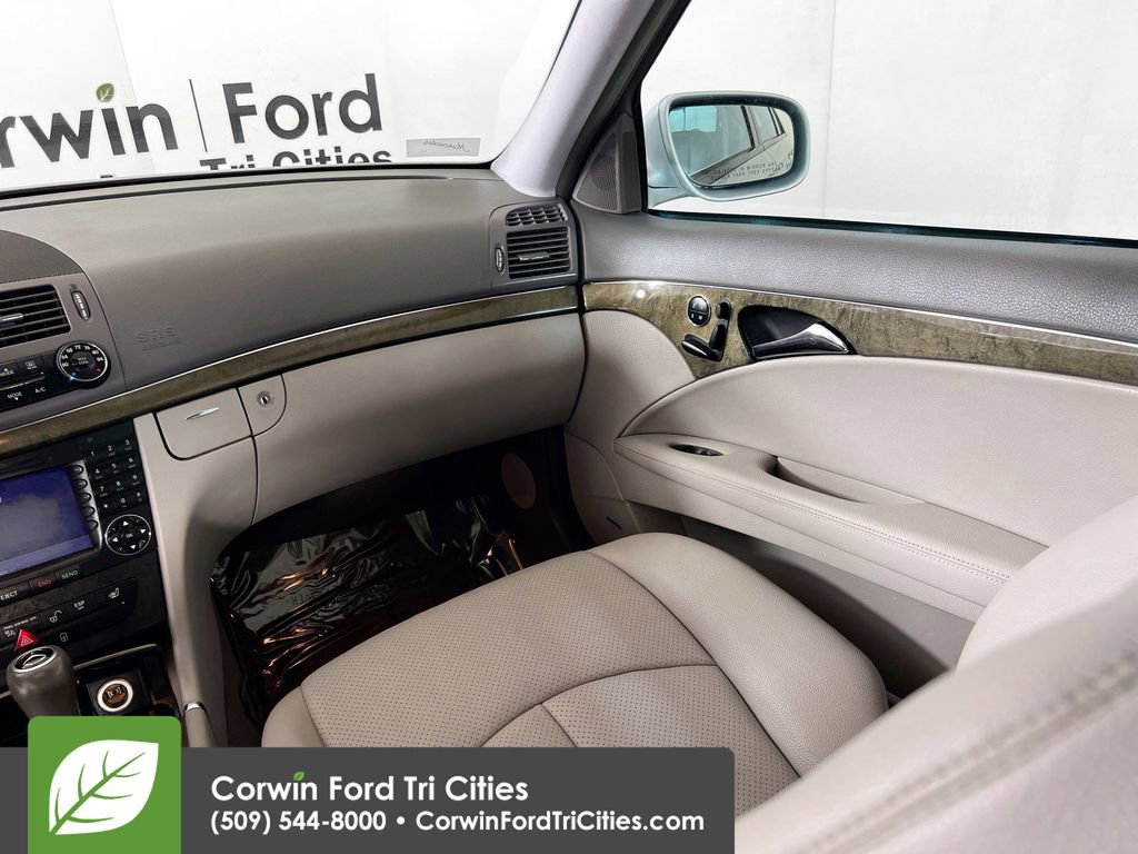 Used 2007 Mercedes-Benz E 350 Sedan image 26