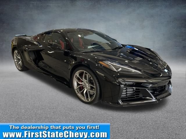 Used 2026 Chevrolet Corvette Z06 w/ Battery Protection Package image 1