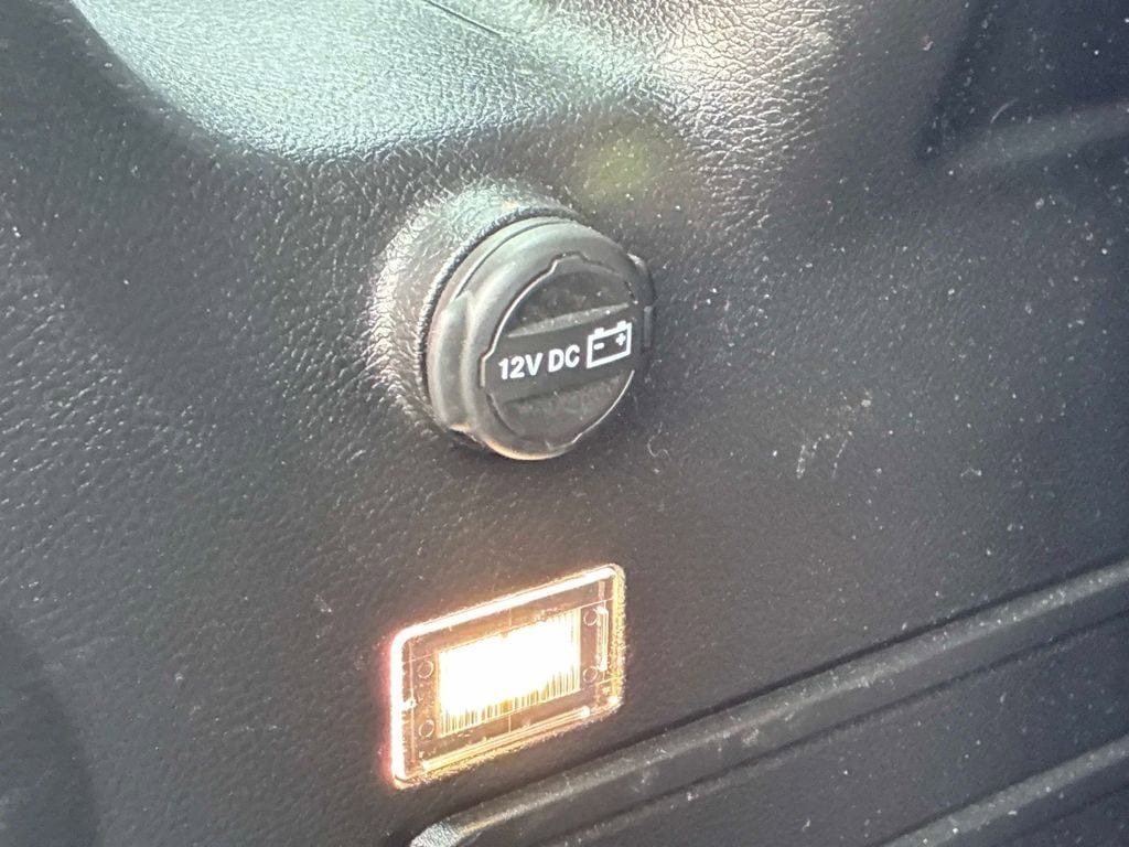 Certified 2023 Jeep Wrangler Sport AWD/4WD image 12