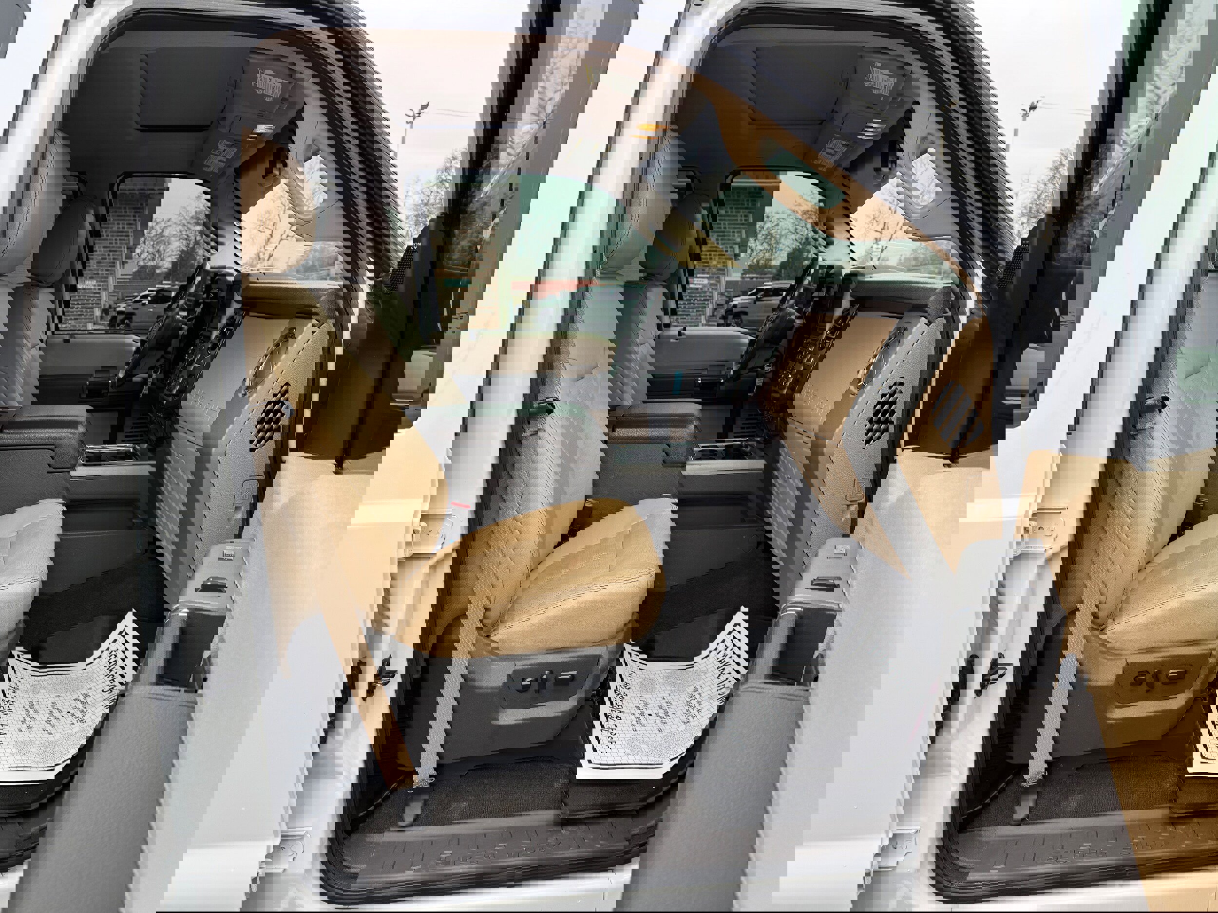 Used 2015 Ford F250 Lariat w/ Lariat Ultimate Package image 15