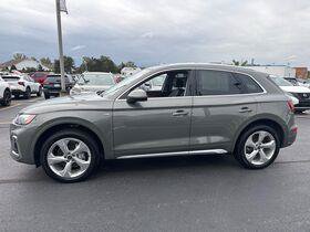 Used 2023 Audi Q5 2.0T Premium Plus w/ Premium Plus Package AWD/4WD image 12