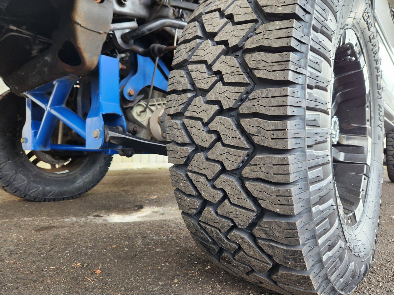 Used 2005 GMC Sierra 1500 SLT w/ Light Duty Power Package image 15