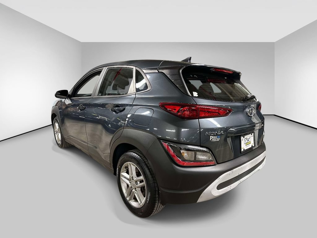 Used 2022 Hyundai Kona SE AWD/4WD image 3