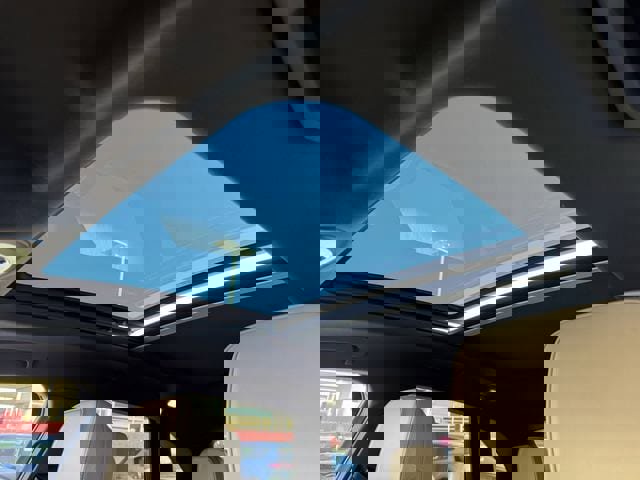 Used 2018 Porsche Macan S w/ Premium Package Plus image 22