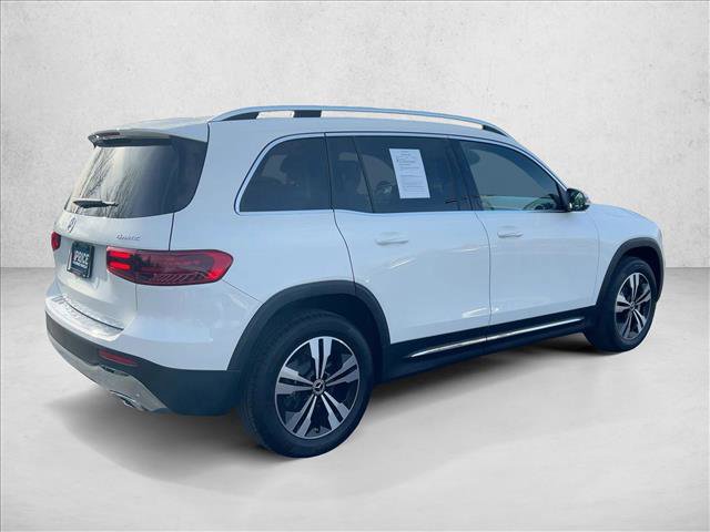 Used 2025 Mercedes-Benz GLB 250 4MATIC image 5