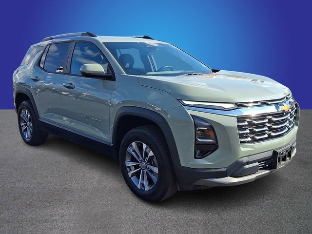 Used 2025 Chevrolet Equinox LT w/ Convenience Package II image 3