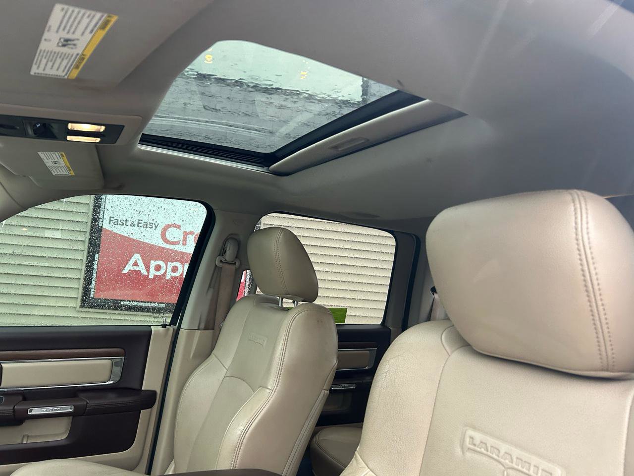 Used 2013 RAM 1500 Laramie w/ Convenience Group AWD/4WD image 17