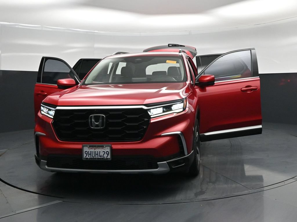 Used 2023 Honda Pilot Elite image 26