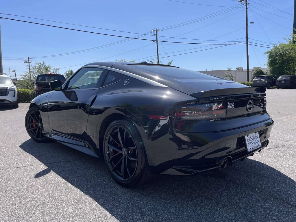 Used 2025 Nissan Z Performance w/ Floor Mat Package RWD image 5