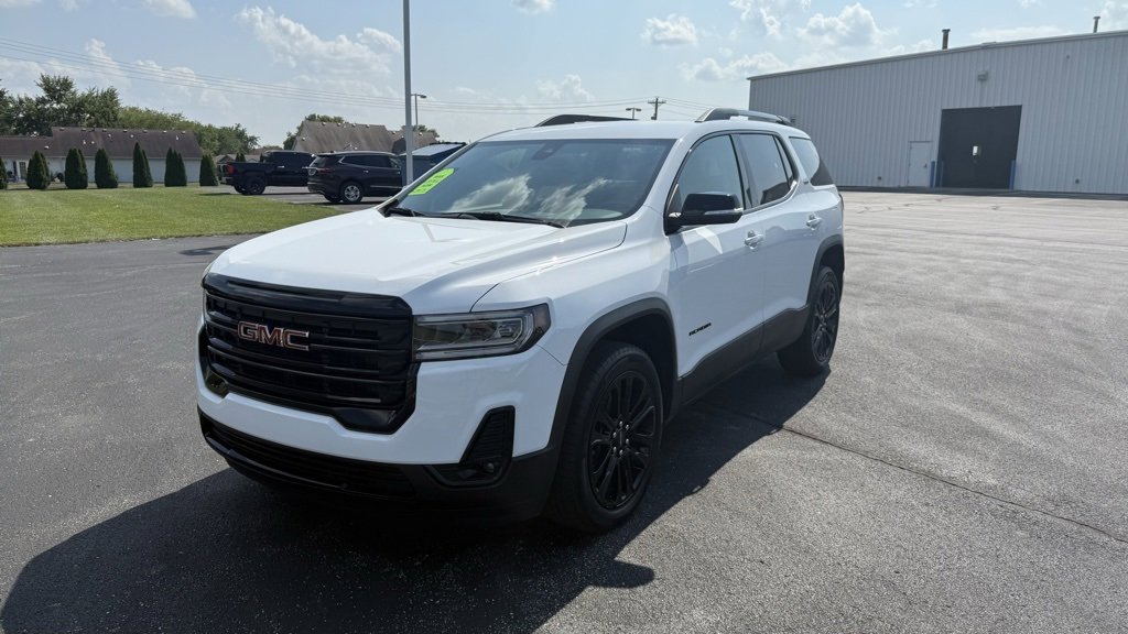 Used 2023 GMC Acadia SLT w/ Elevation Edition image 3