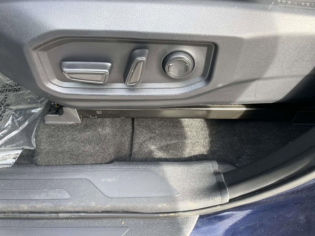 Used 2023 Toyota Tundra SR5 w/ SR5 Premium Package image 30