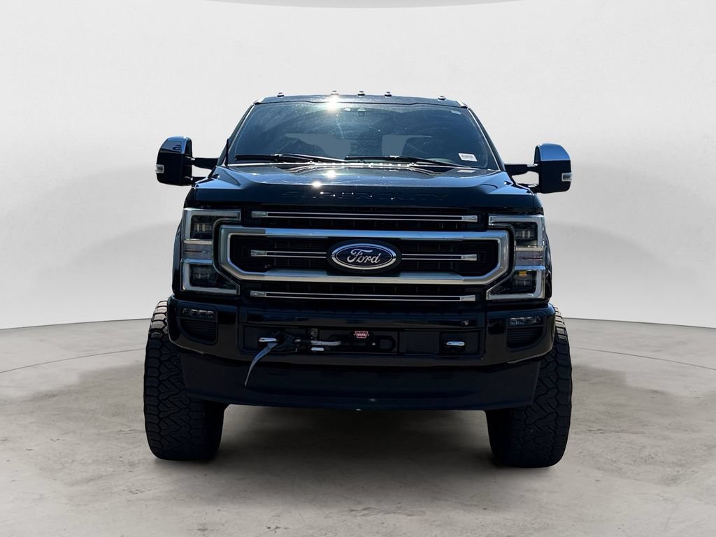 Used 2022 Ford F350 Platinum w/ FX4 Off-Road Package AWD/4WD image 2