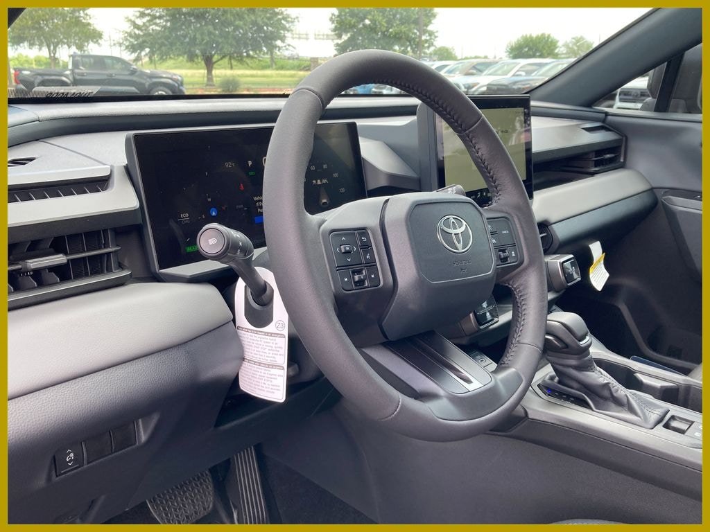 New 2026 Toyota RAV4 SE FWD video 1