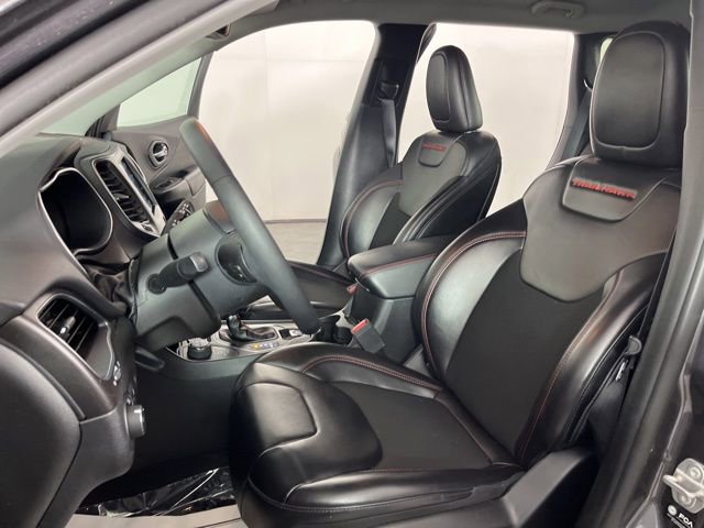 Used 2022 Jeep Cherokee Trailhawk w/ Comfort/Convenience Group image 19