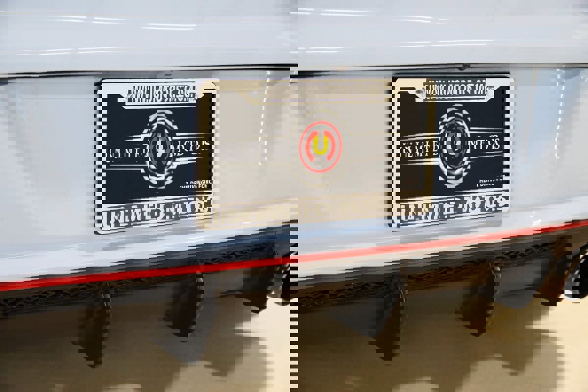 Used 2019 Hyundai Veloster N N w/ Performance Package image 4