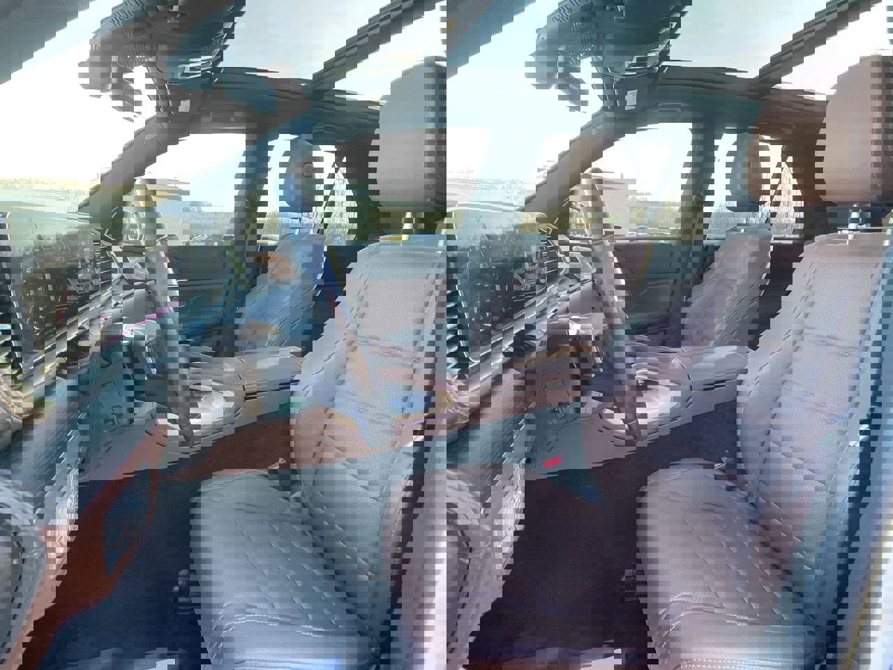 Used 2024 Mercedes-Benz GLE 350 4MATIC image 12