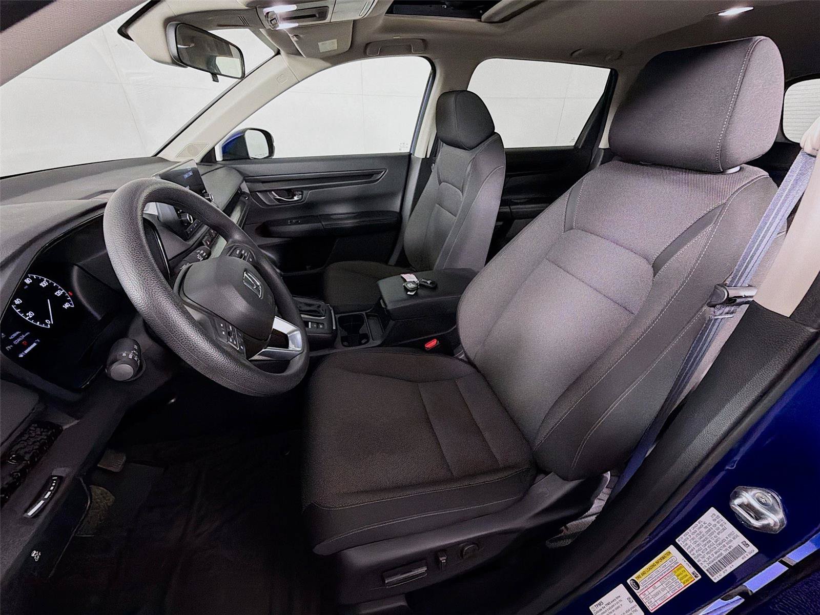 Used 2025 Honda CR-V EX image 2