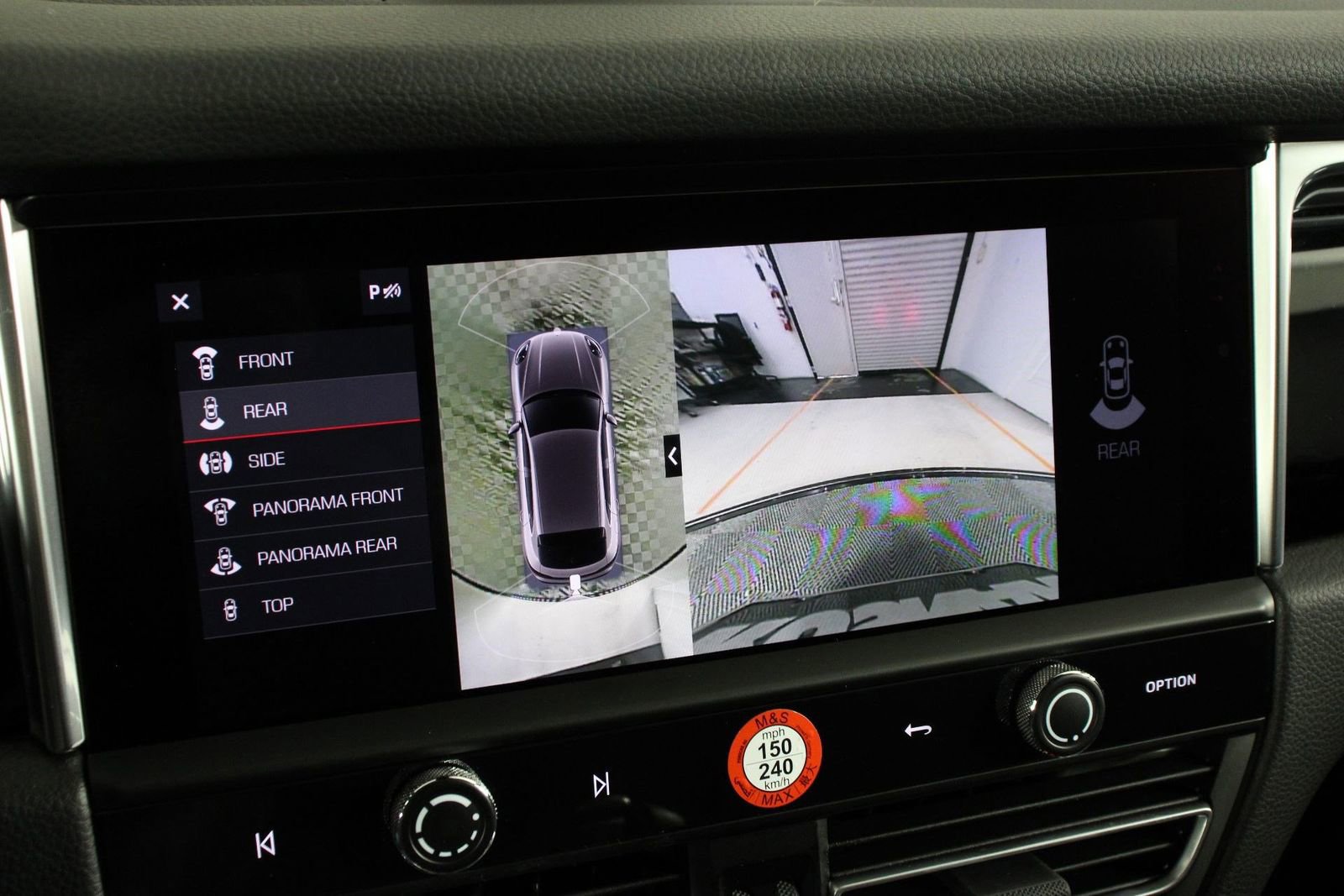 Certified 2026 Porsche Macan image 18